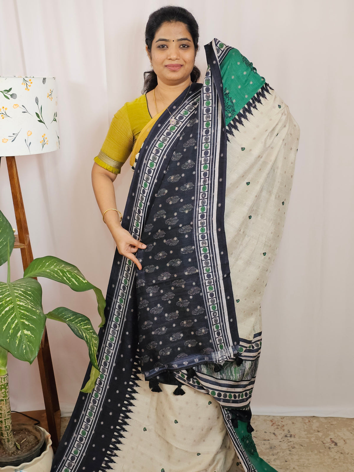 Soft Feather Lite Tussar Saree - Cream cum Black with Green