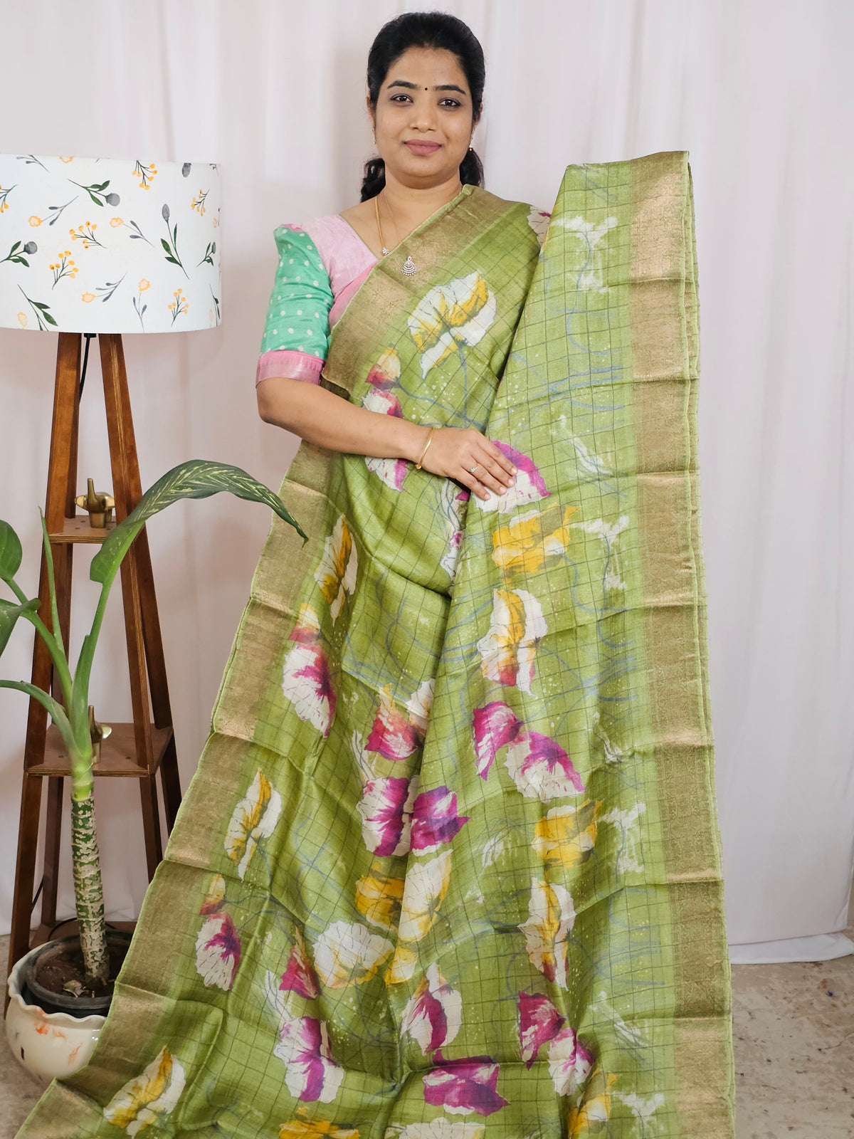Pure Tussar Silk Checks Saree with Kanchi Border - Green