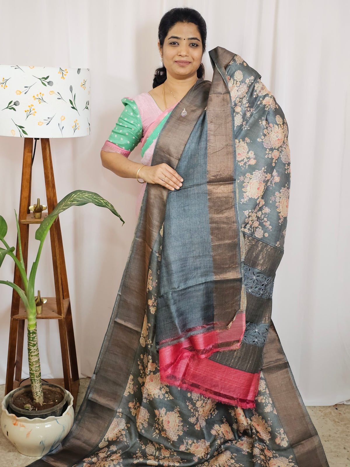 Pure Desi Tussar with Cut Work Pallu - Grey