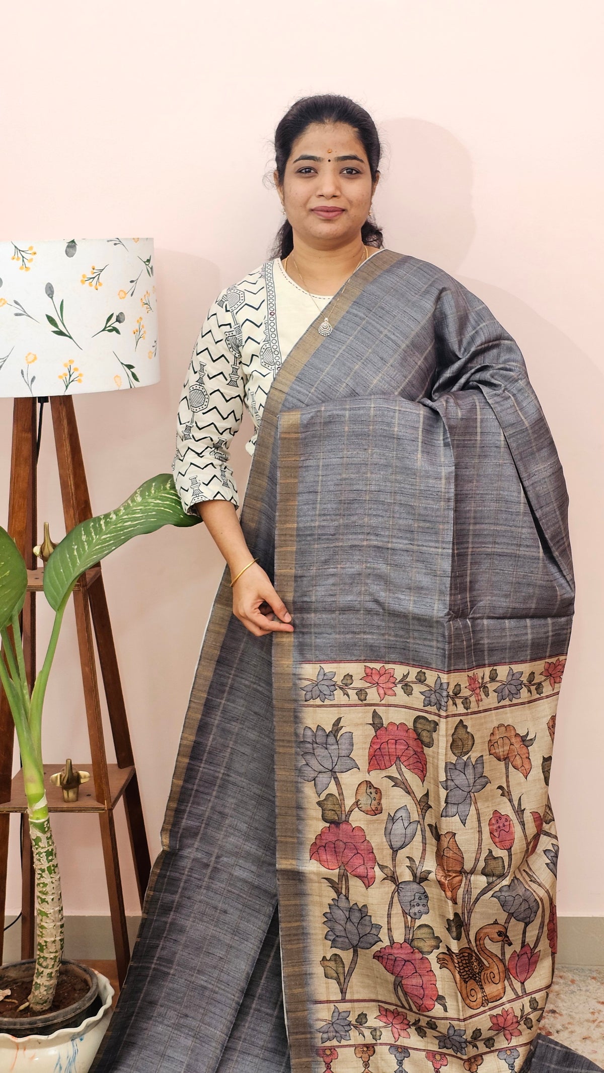 Soft Semi Tussar Checks Weaving with Kalamkari - Grey