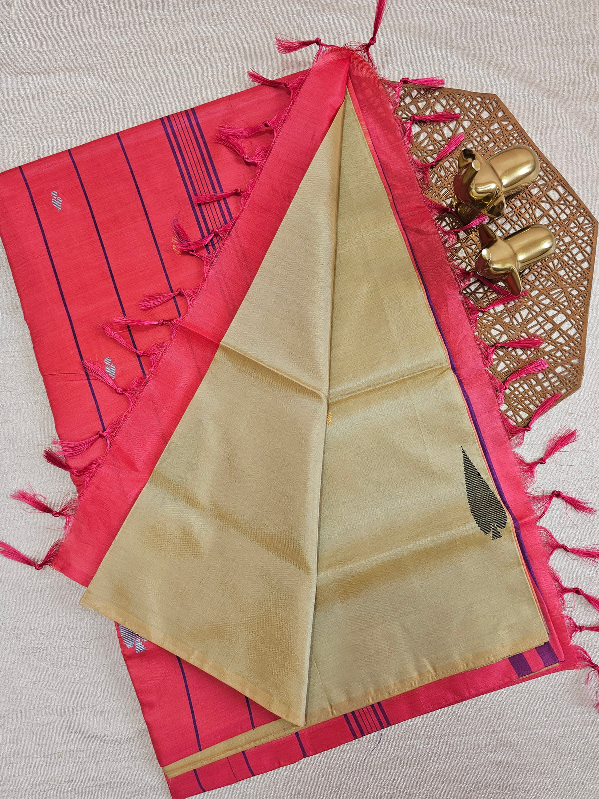 Chinnalampattu Saree - Sandal with Peachish Pink