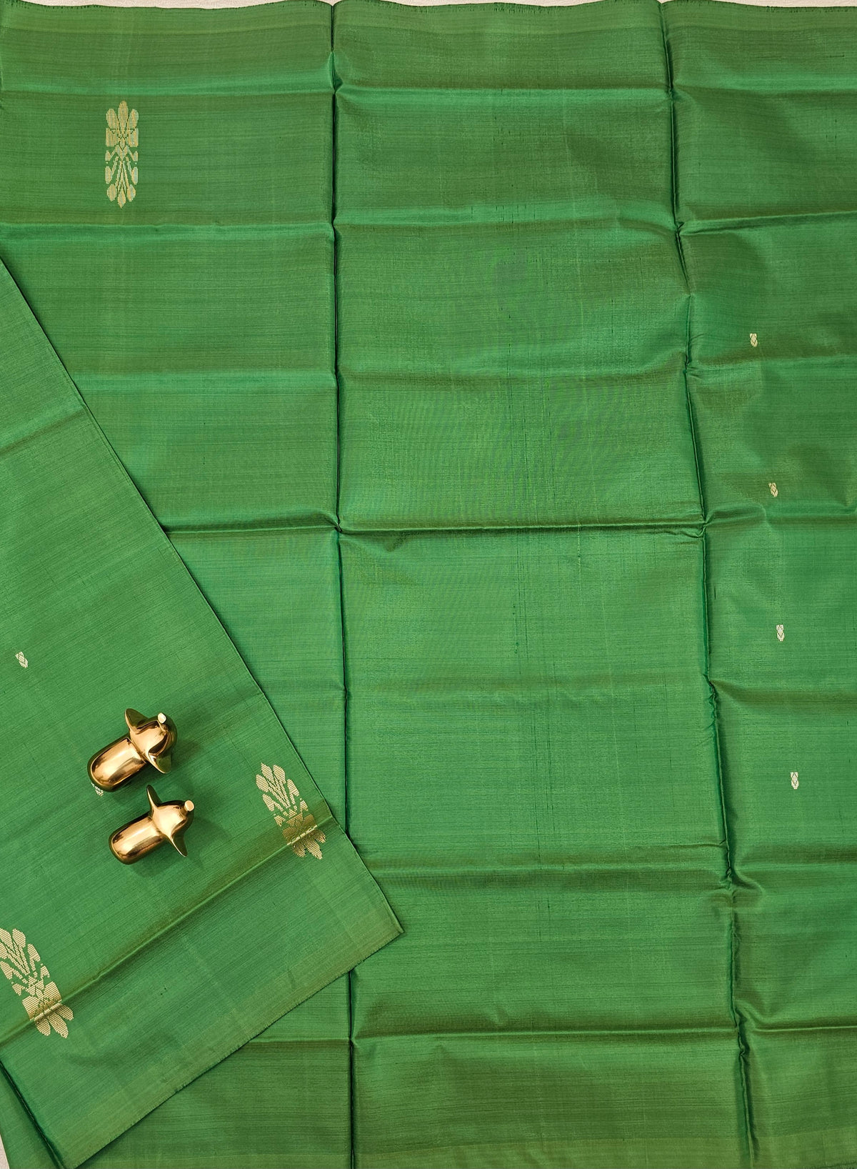 Chinnalampattu Saree - Green with Blue