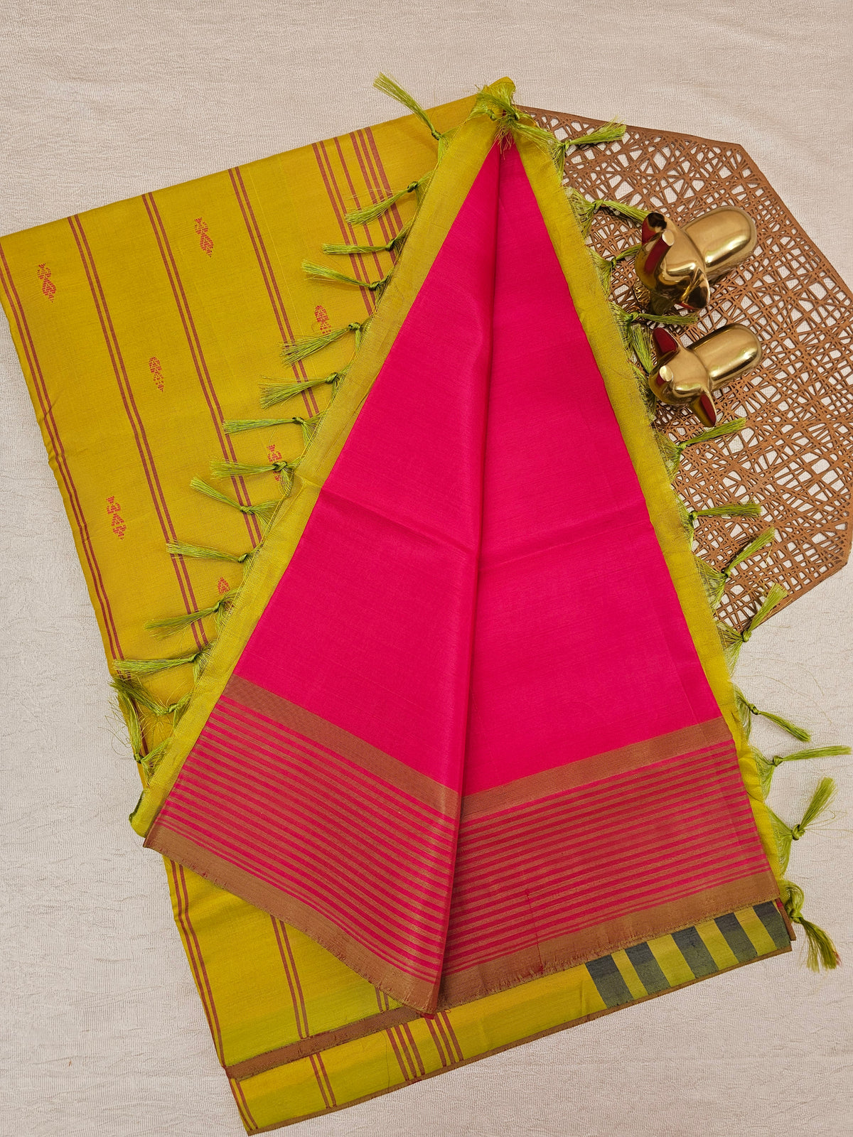 Chinnalampattu Saree - Pink with Lime Green
