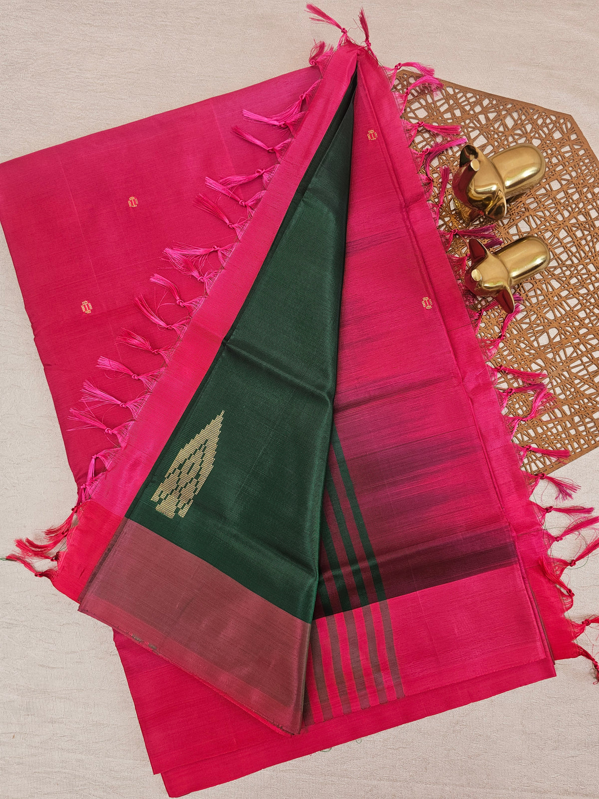 Chinnalampattu Saree - Dark Green with Pink