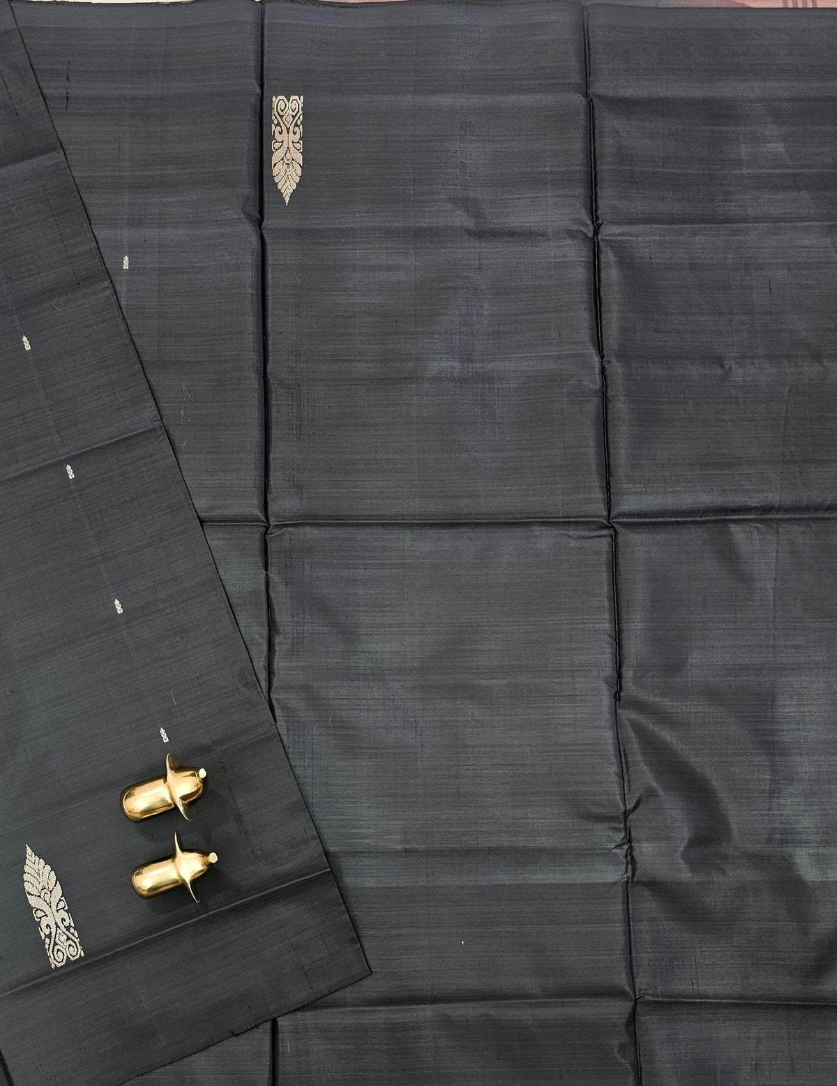 Chinnalampattu Saree - Black with Onion Pink