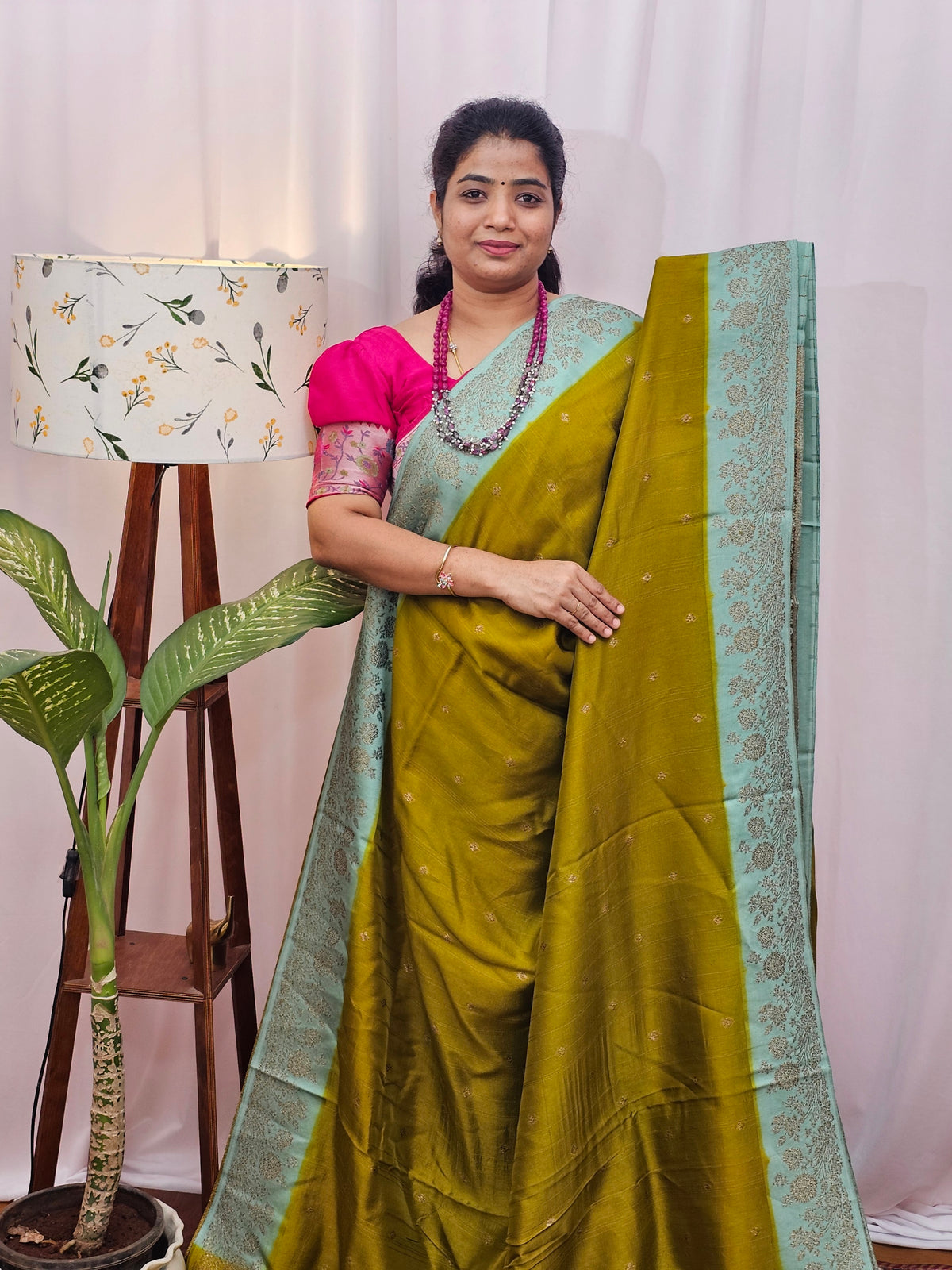 Jute Banarasi Silk Saree -  Mehindi Green with Sea Green