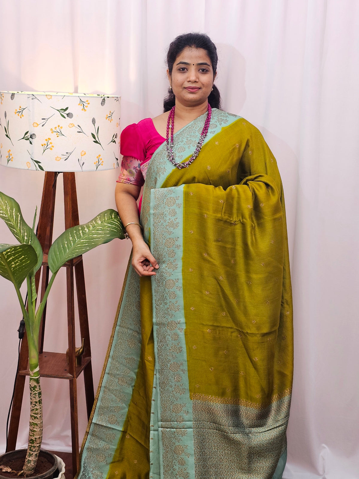 Jute Banarasi Silk Saree -  Mehindi Green with Sea Green
