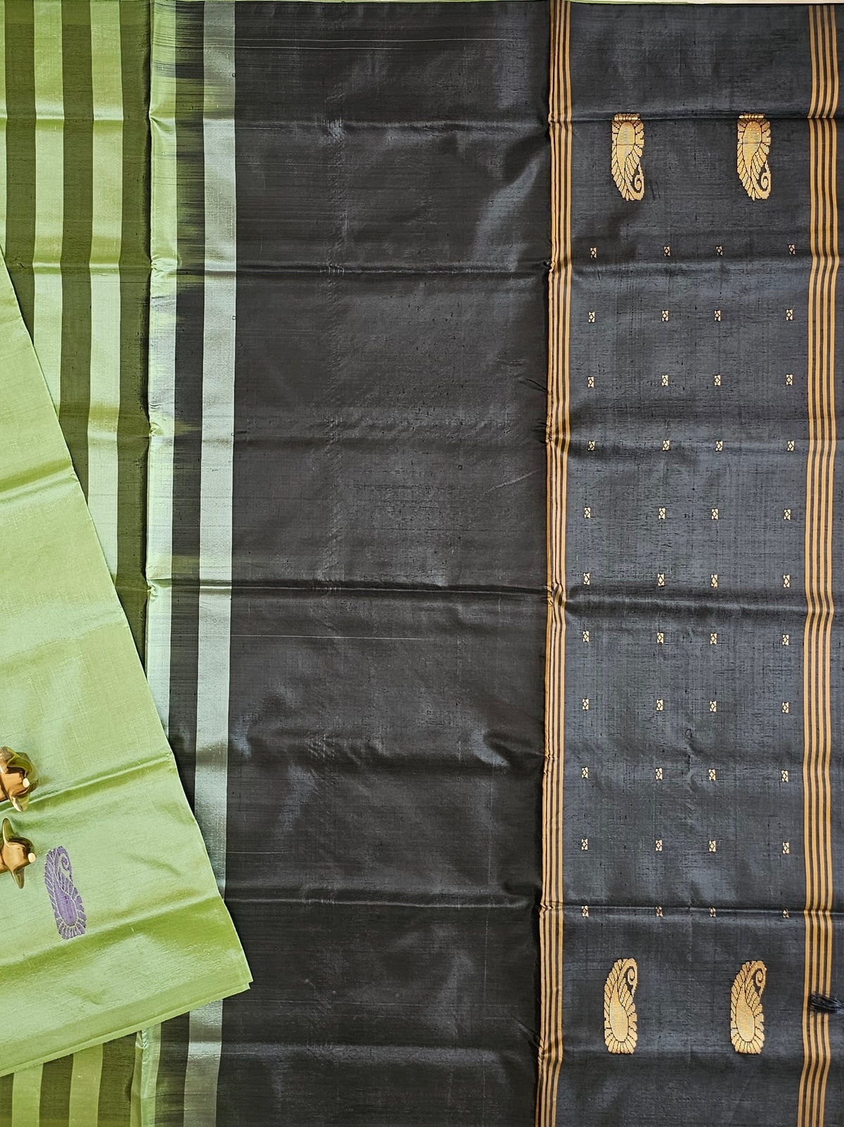 Green with Black  Chinnalampattu Saree with Blouse