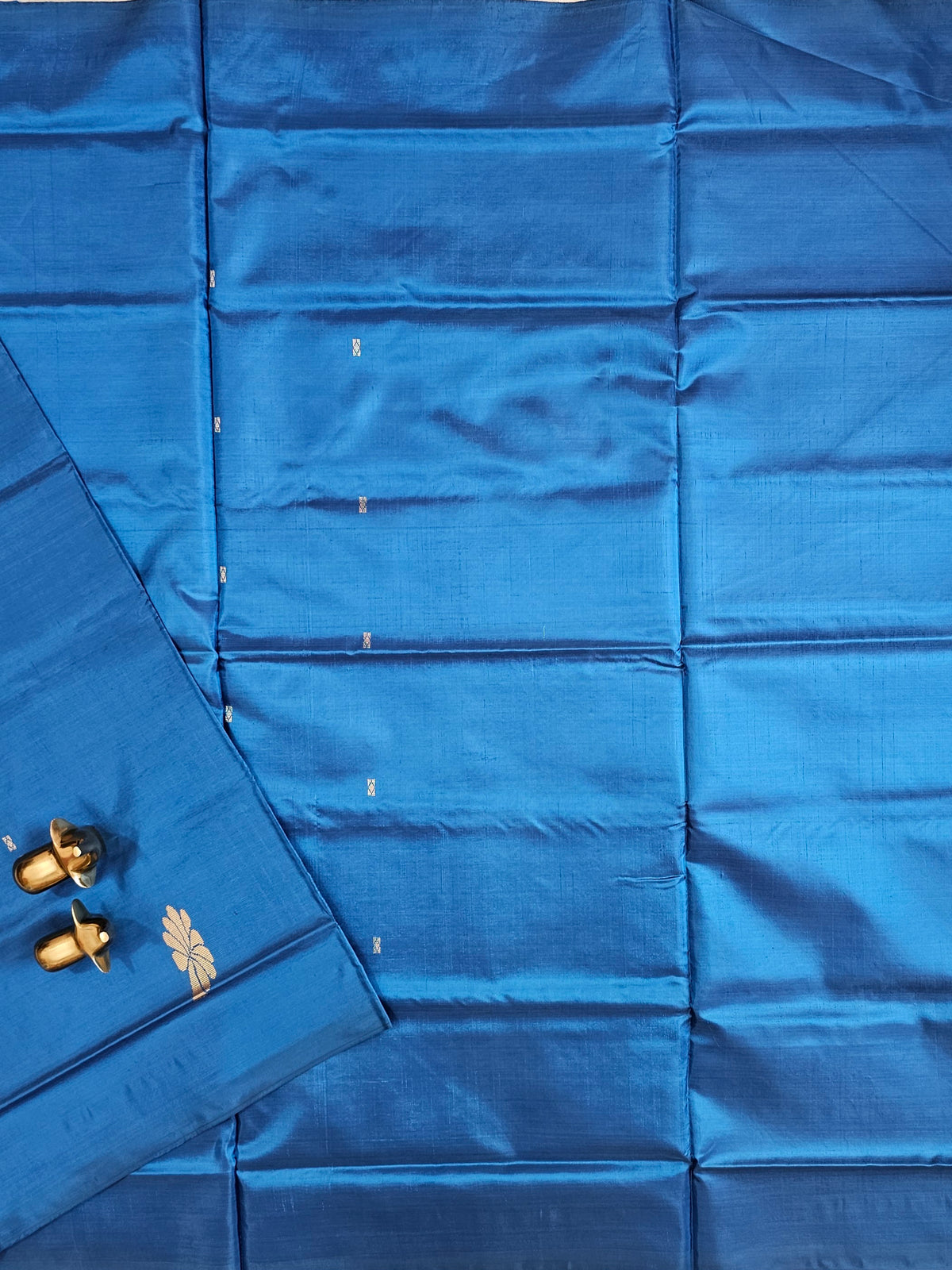 Blue with Peach Chinnalampattu Saree with Blouse