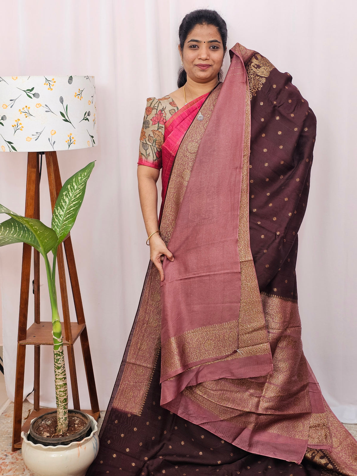 Jute Banarasi Silk Saree - Brown with Onion Pink