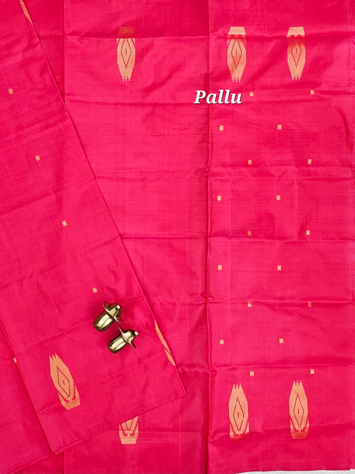 Chinnalampattu Saree - Monocrome  Red