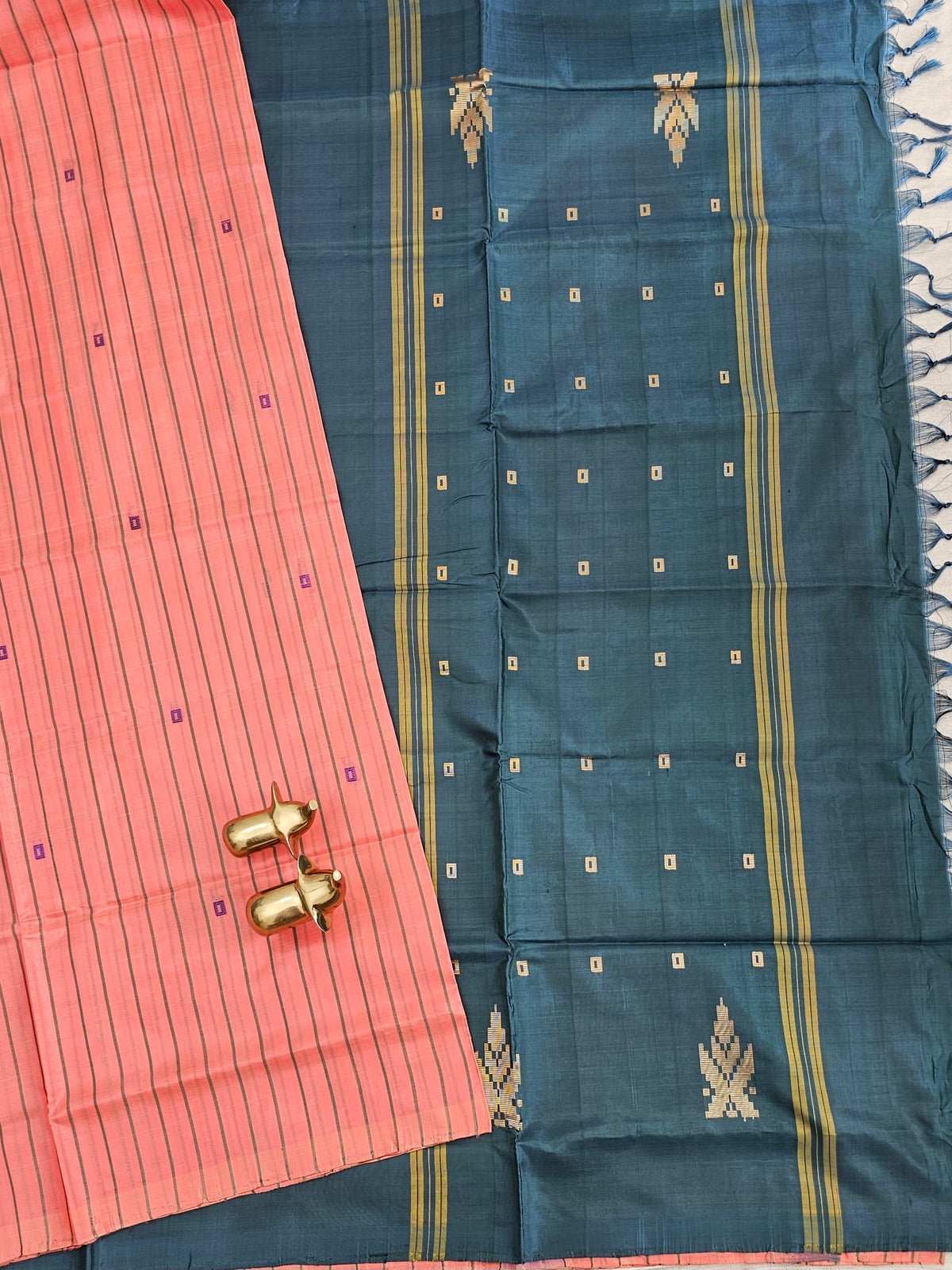 Chinnalampattu Saree - Peach with Peacock Green