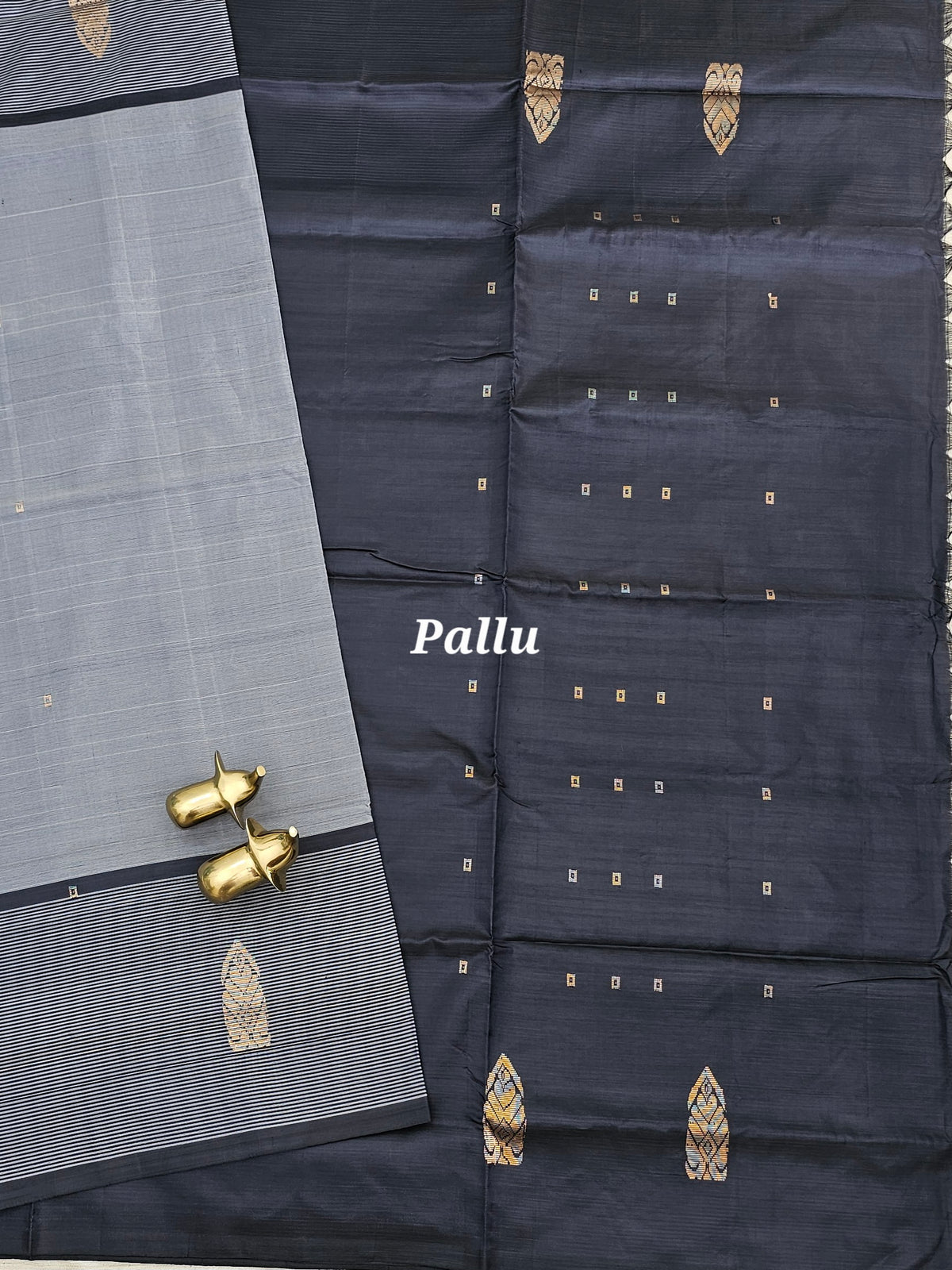 Chinnalampattu Saree - Grey with Black