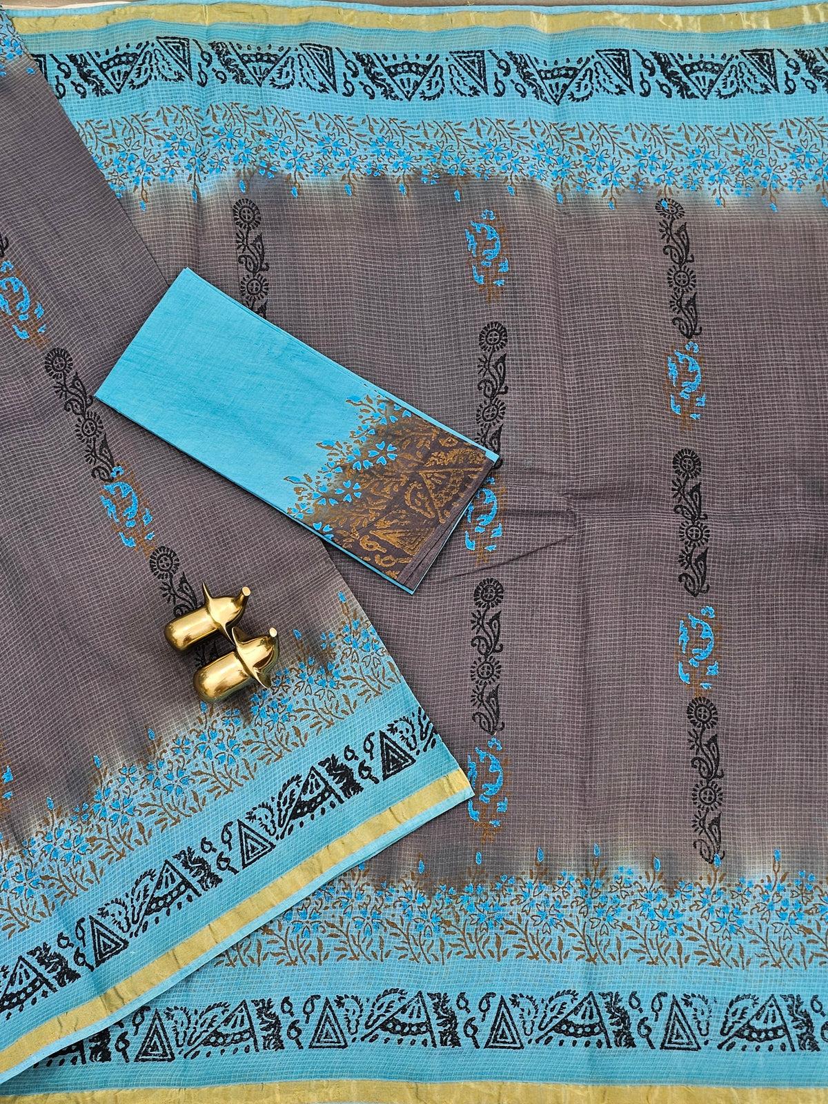 Pure Munga Checks Cotton with Hand Block Printed Sarees - Grey with Blue
