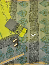 Pure Munga Checks Cotton with Hand Block Printed Sarees - Green with Grey