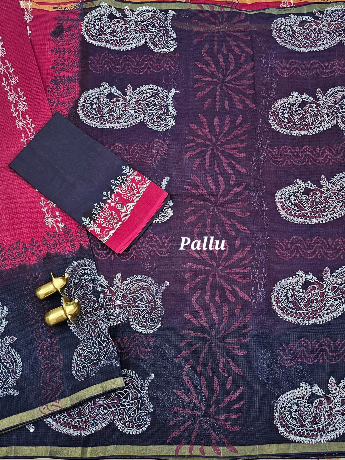 Pure Munga Checks Cotton with Hand Block Printed Sarees - Maroon with Blue