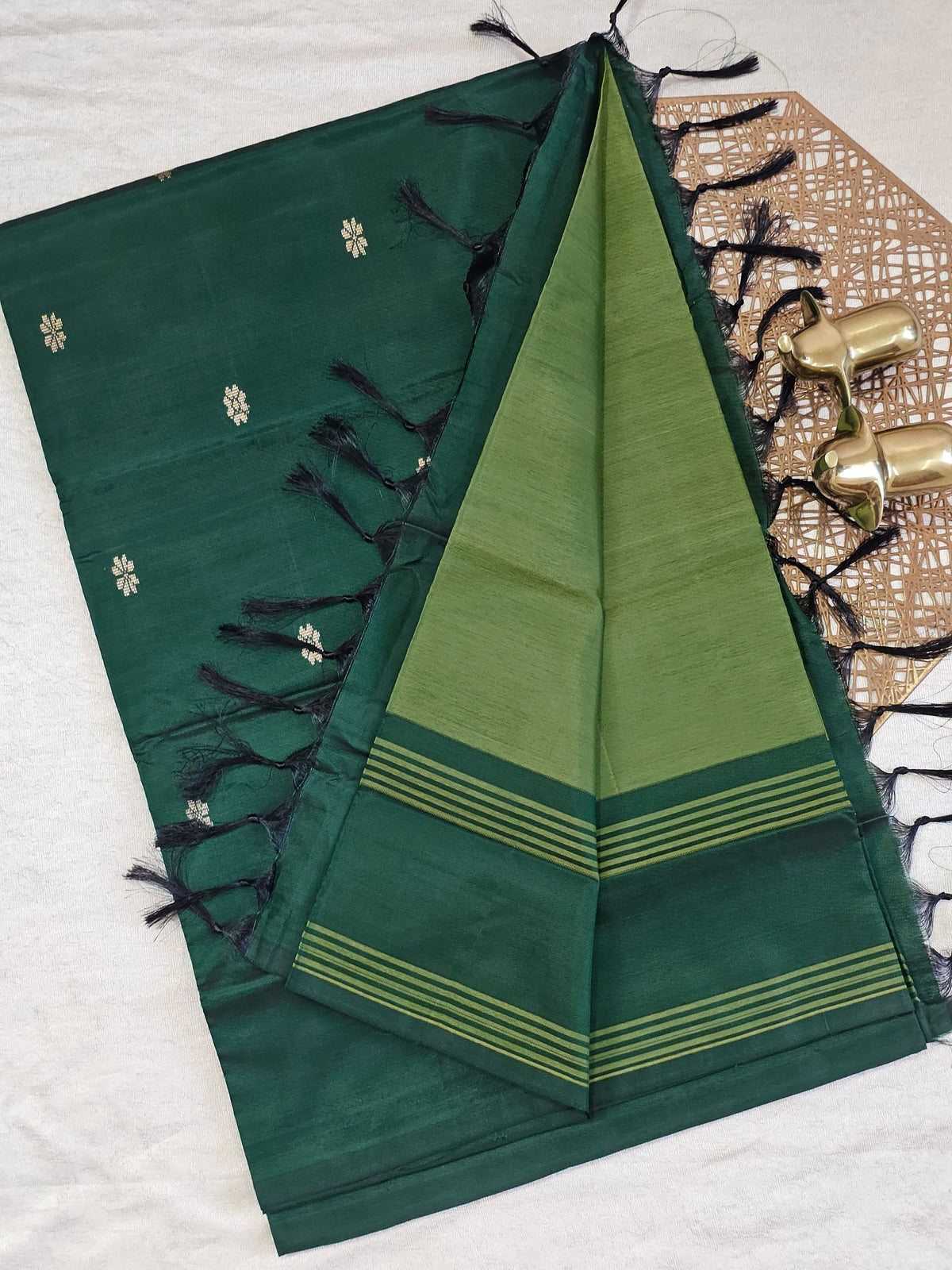 Chinnalampattu Saree - Green with Dark Green