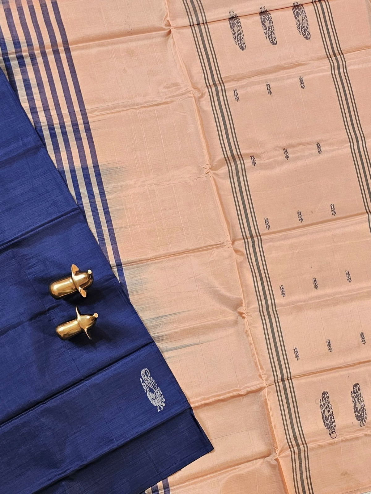 Chinnalampattu Saree with Blouse - Dark Blue with Peach