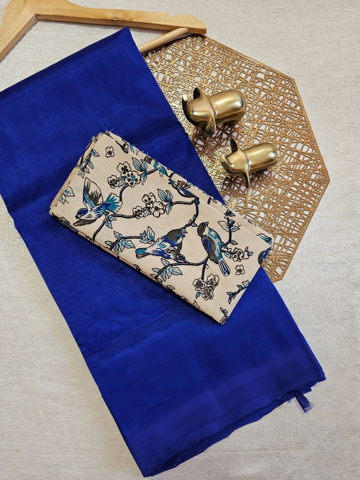 Handwoven Mangalagiri Plain Pattu Saree - Dark blue