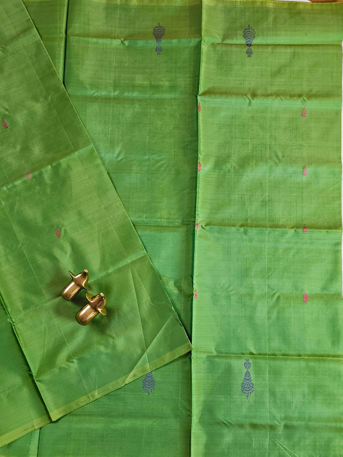 Chinnalampattu Saree - Green with Red