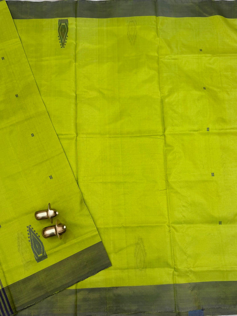 Chinnalampattu Saree - Green with Dark Brown
