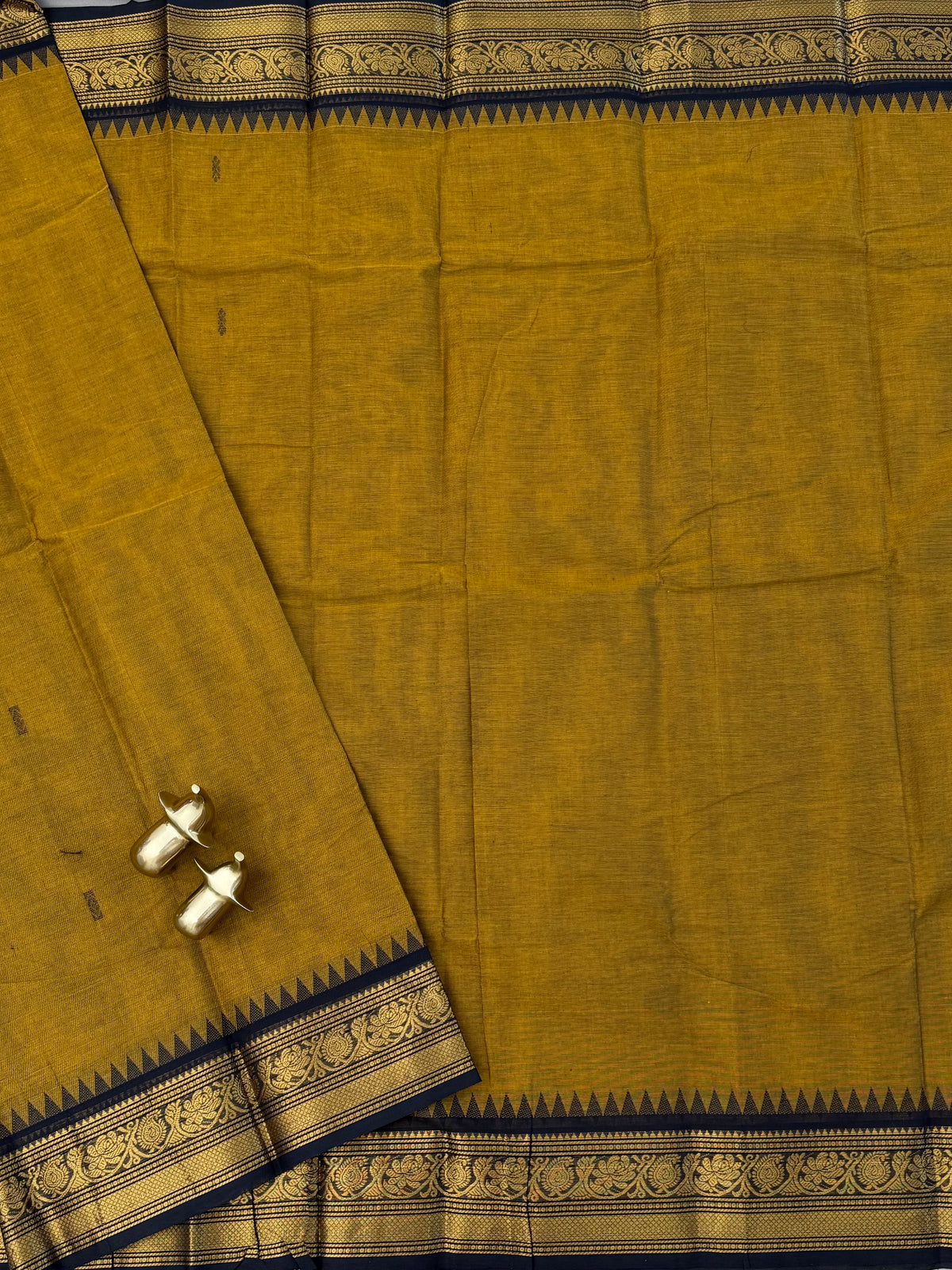 Chettinad Cotton Sarees -Dual Shade of Dark Mustard Yellow with Black