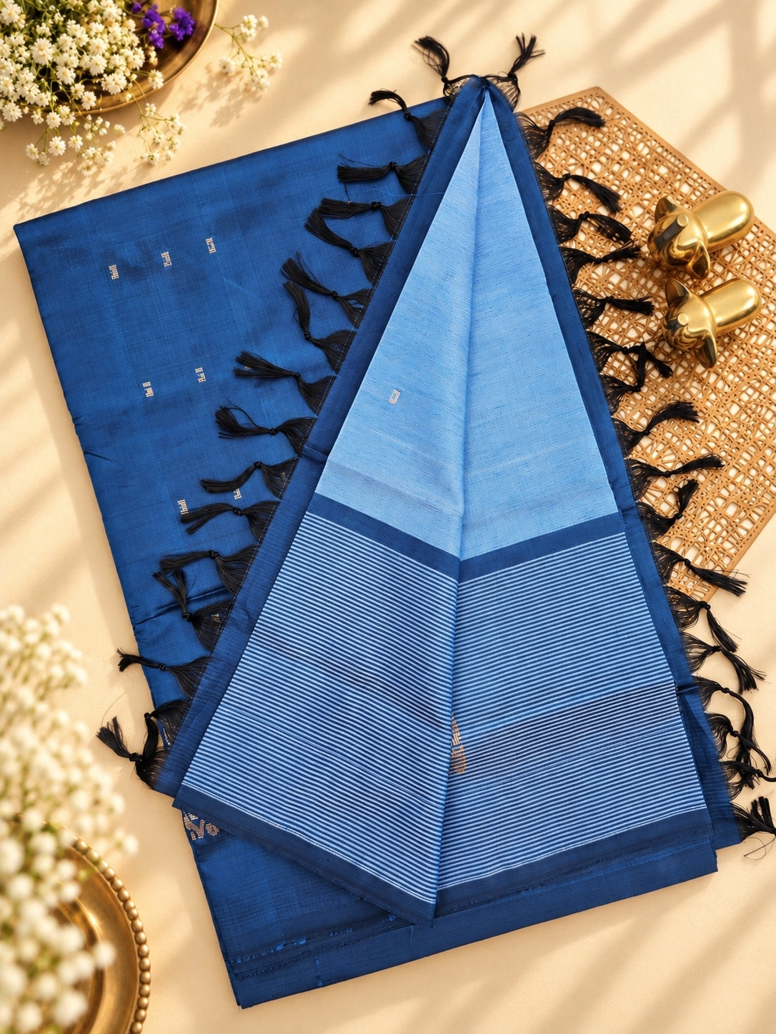 Chinnalampattu Saree - Light Blue with Peacock Blue