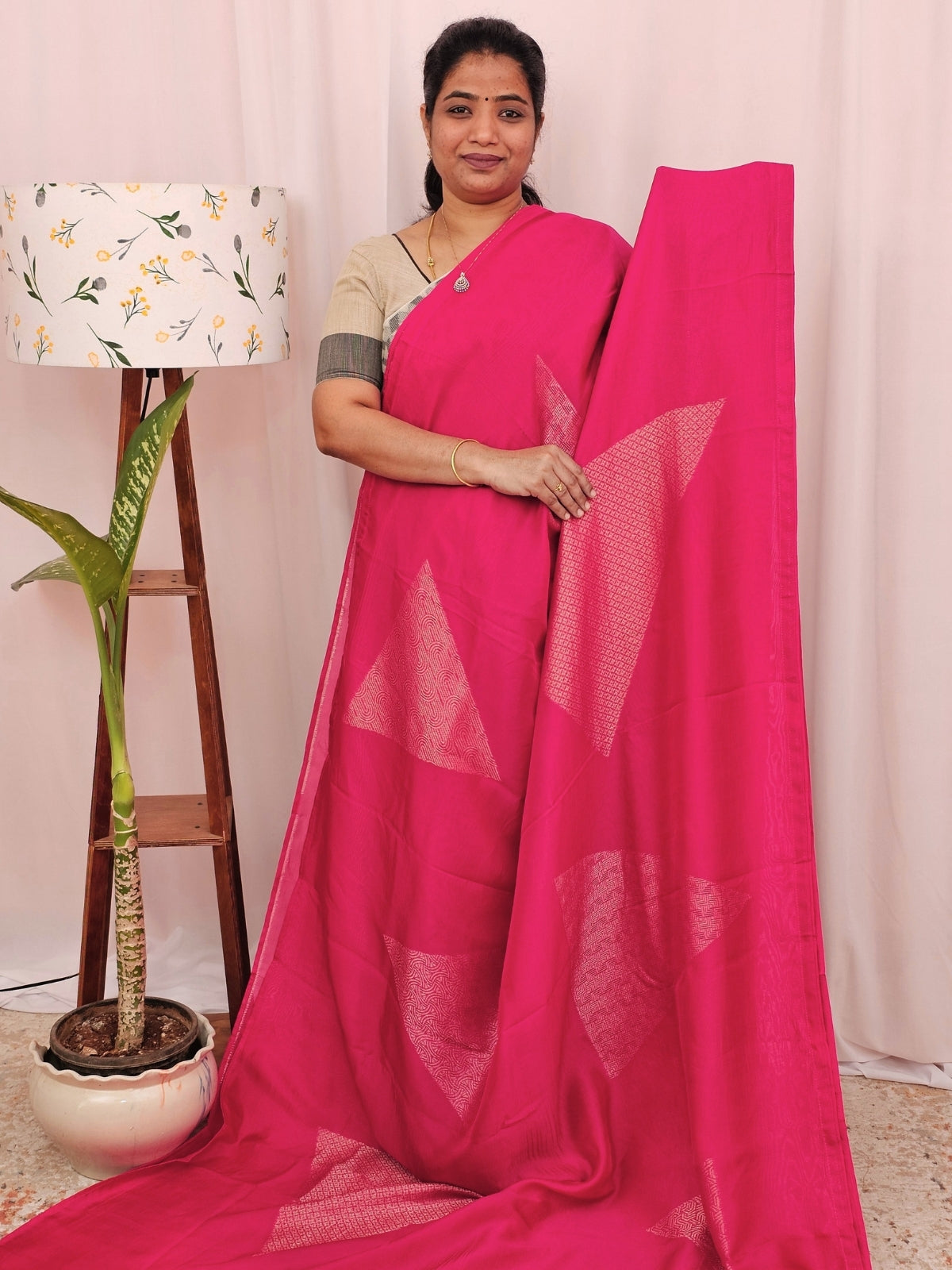 Exclusive Designer Silk Georgette Sarees - Pink