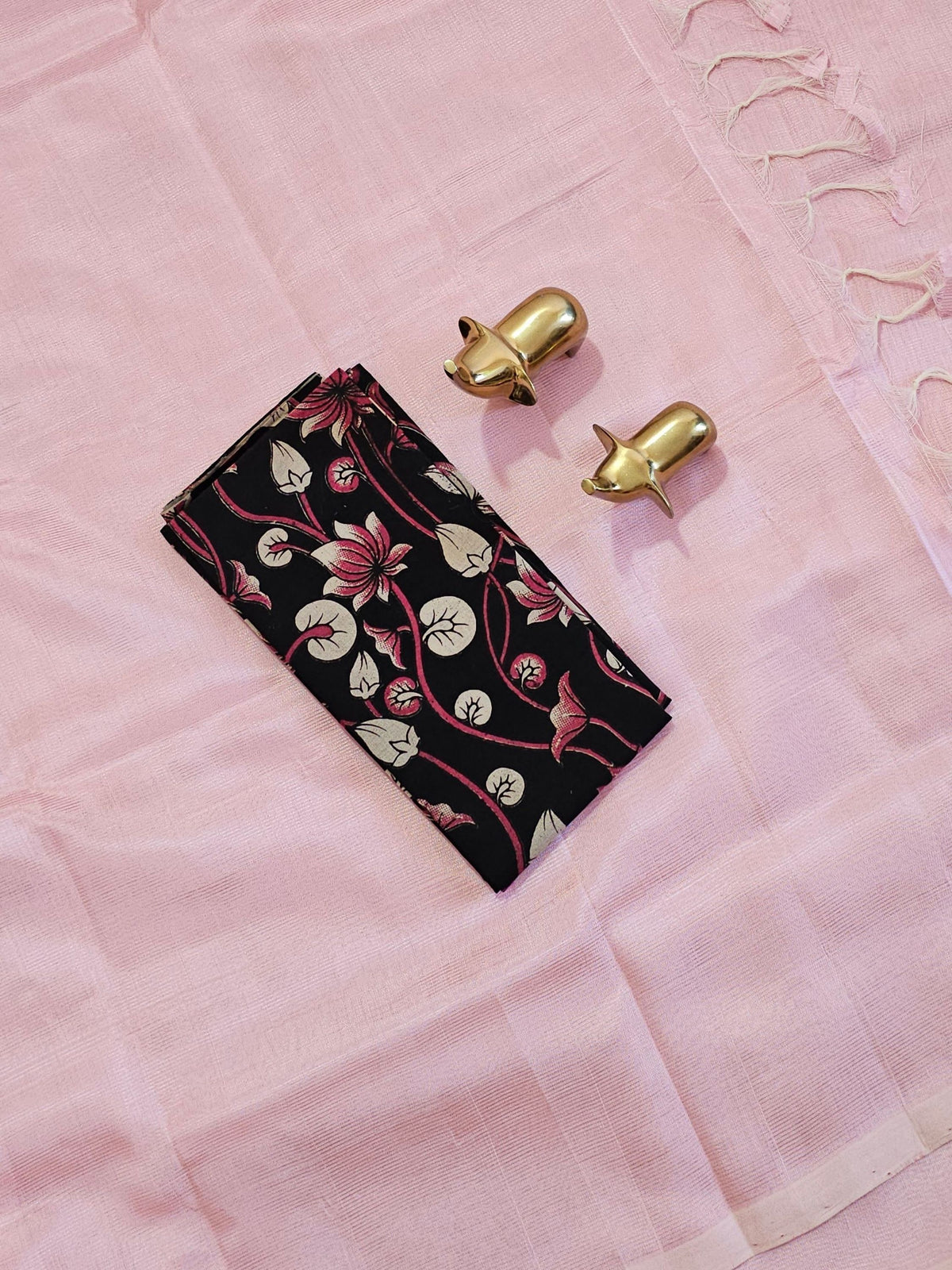 Handwoven Mangalagiri Plain Pattu Saree - Light Pink