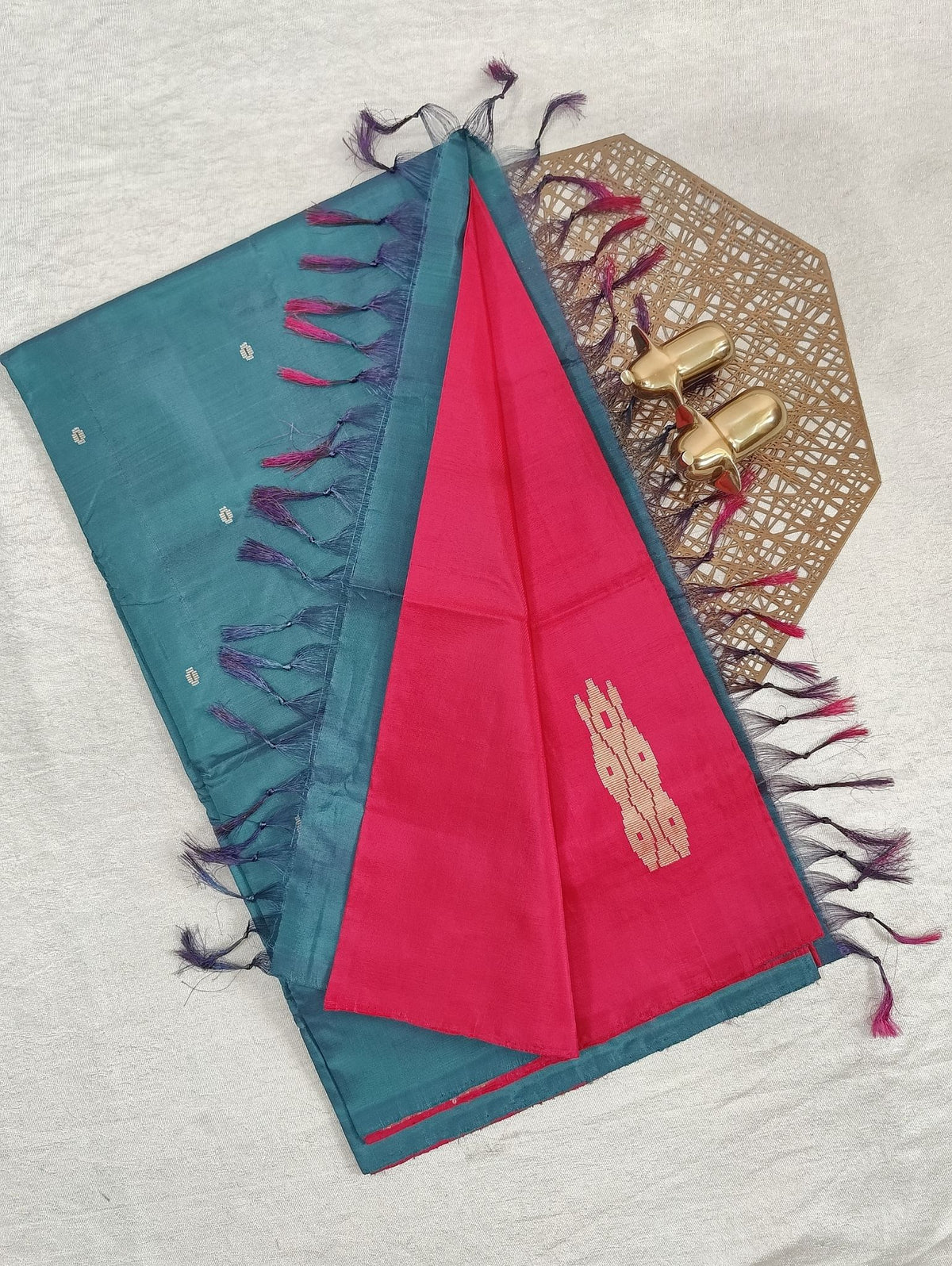 Chinnalampattu Saree - Red with Peacock Green
