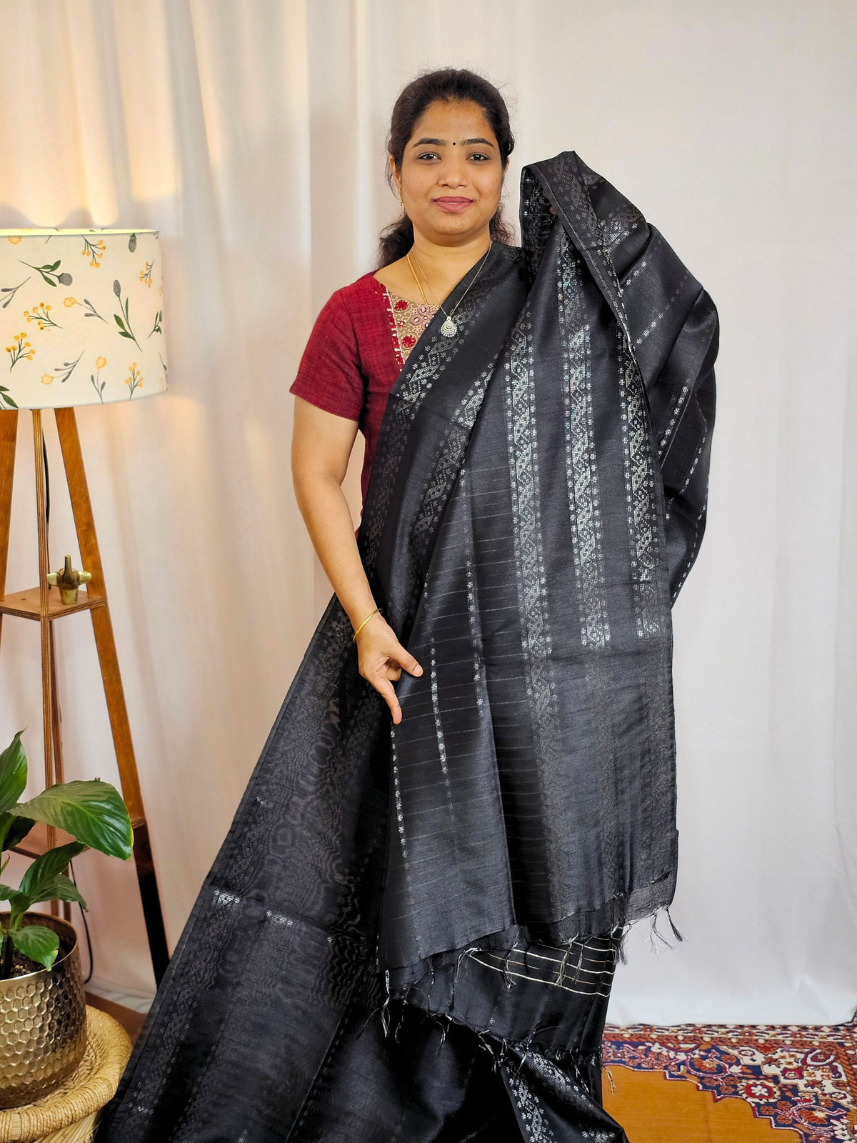 Semi Raw Silk - Black