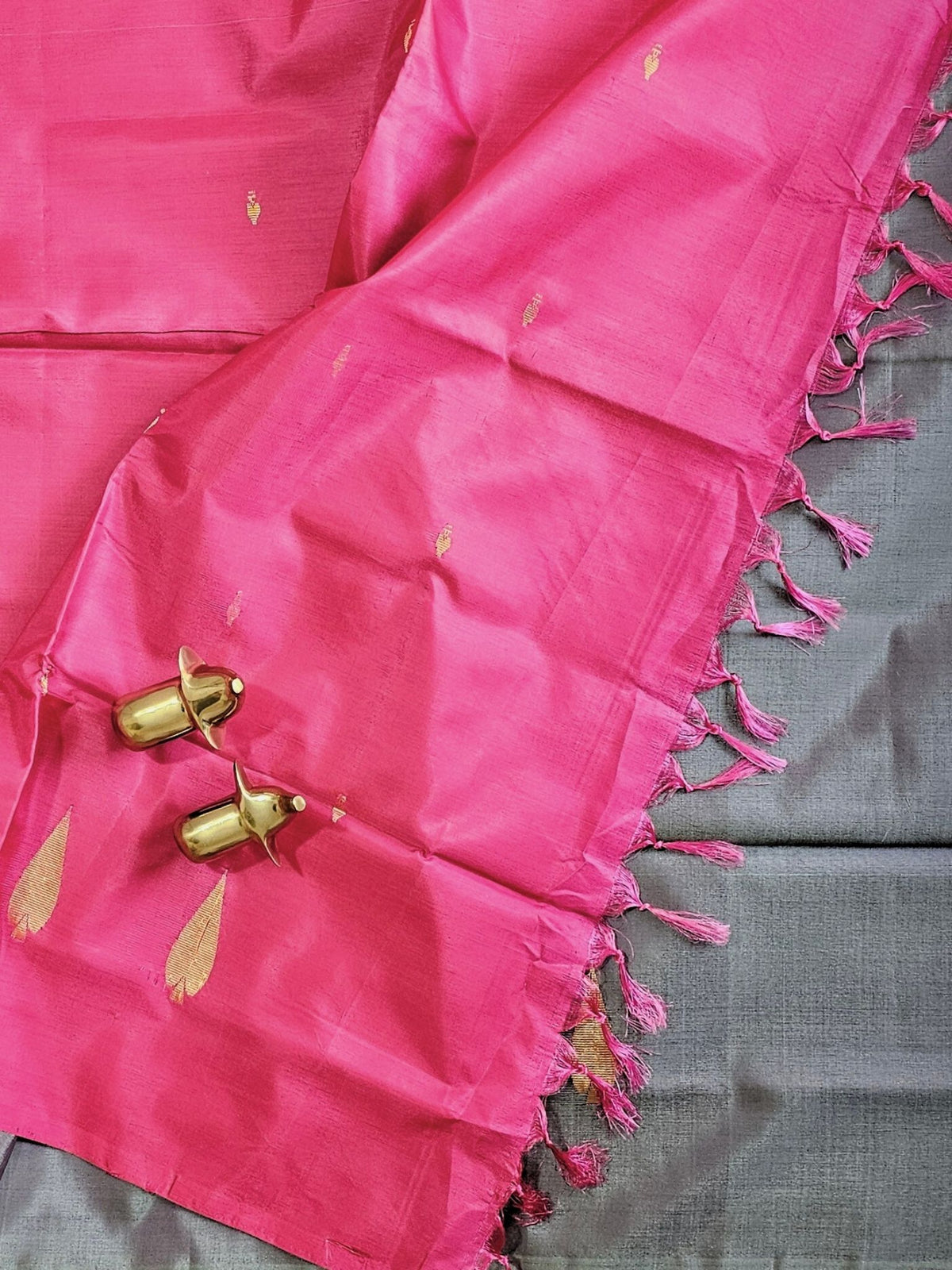 Chinnalampattu Saree - Dual Shade Greyish Green with Pink