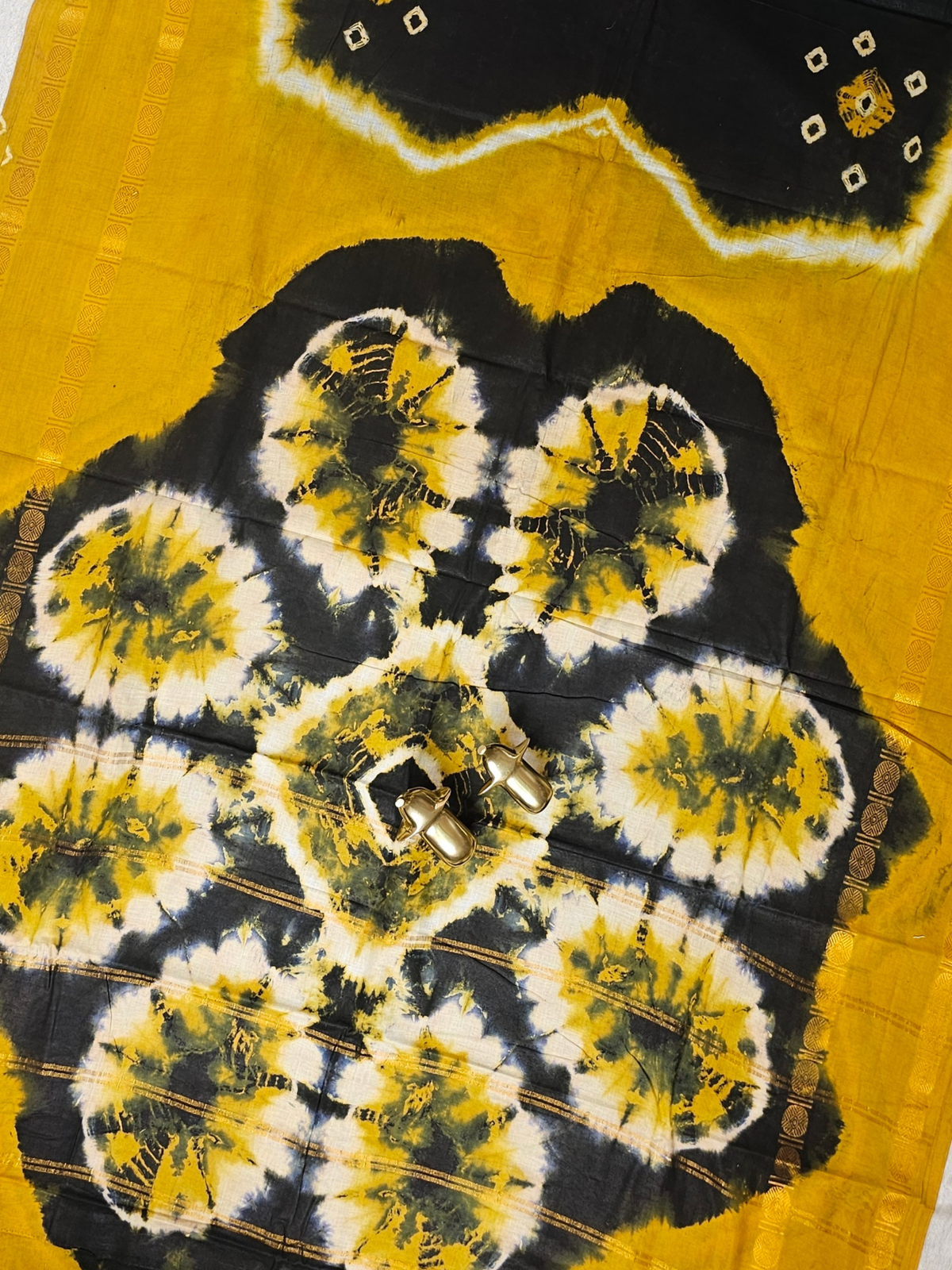 Madurai Sungadi Cotton Saree - Black with Yellow