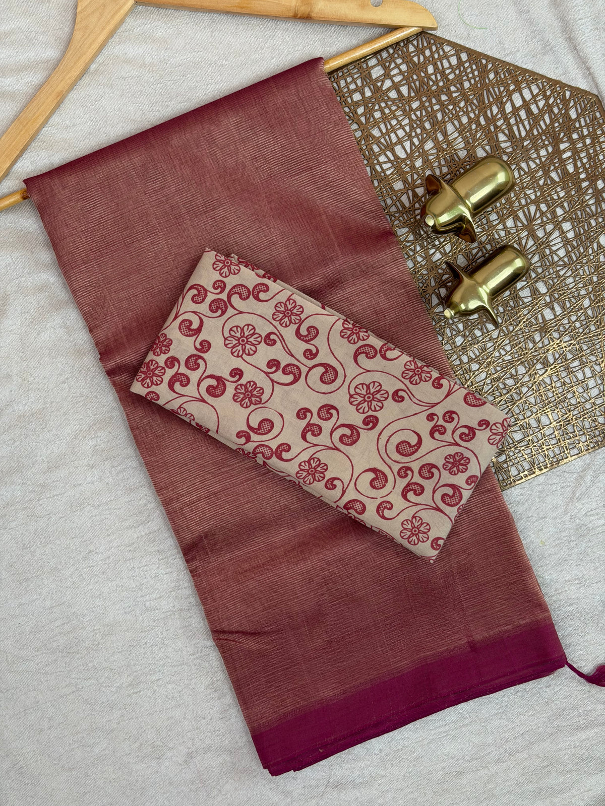 Handwoven Mangalagiri Plain Pattu Saree - Dark Onion pink
