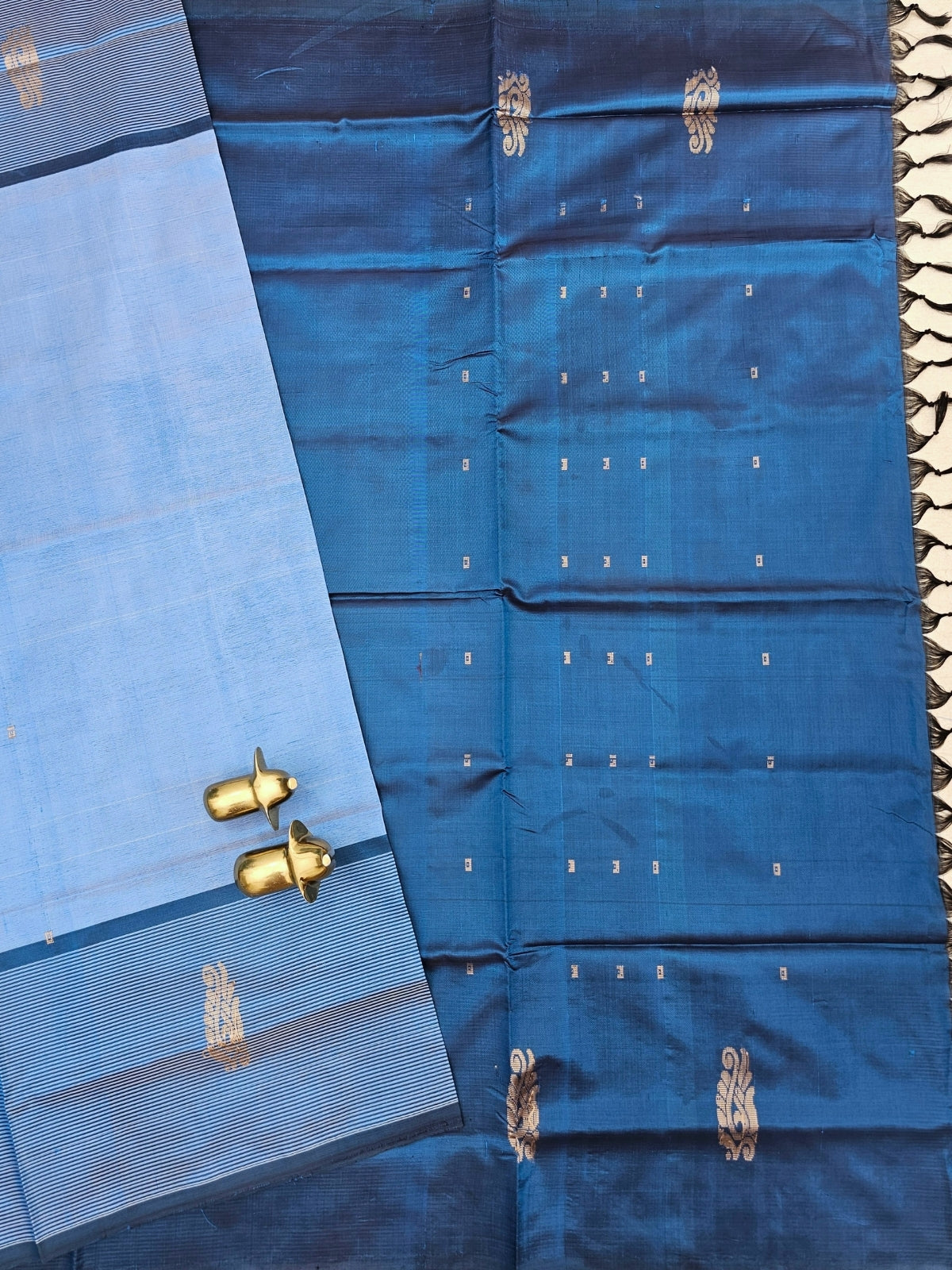 Chinnalampattu Saree - Light Blue with Peacock Blue