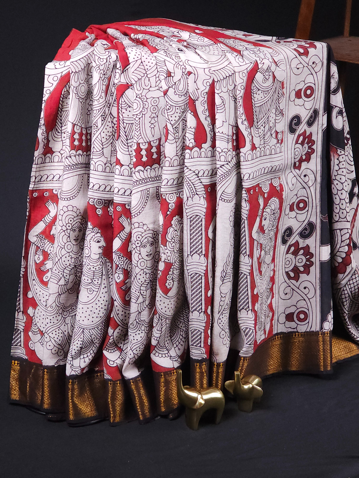 Chennuri Silk - Red With Black