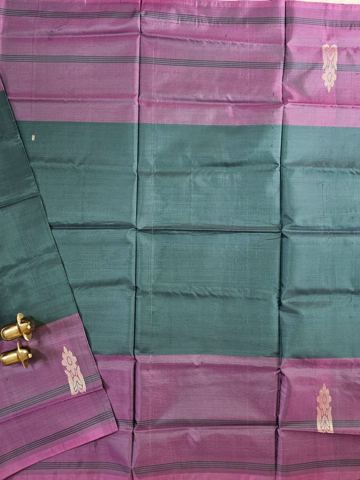 Chinnalampattu Saree - Green with Peacock Blue