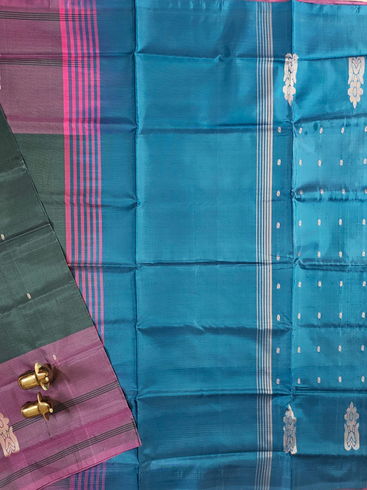 Chinnalampattu Saree - Green with Peacock Blue