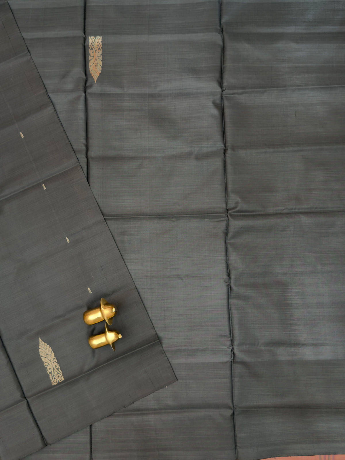 Chinnalampattu Saree - Black with Dark Peach