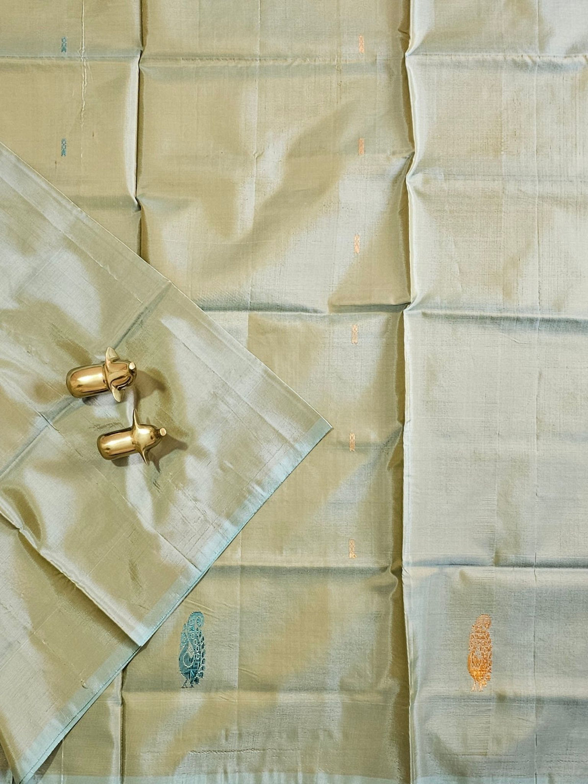 Chinnalampattu Saree - Dual Shade Green with Purple