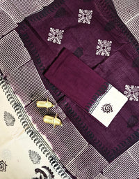 𝐏𝐫𝐞𝐛𝐨𝐨𝐤𝐢𝐧𝐠 𝐀𝐯𝐚𝐢𝐥𝐚𝐛𝐥𝐞 - 𝟐0 𝐝𝐚𝐲 𝐃𝐢𝐬𝐩𝐚𝐭𝐜𝐡 𝐓𝐢𝐦𝐞 Pure Cotton with Hand Block Prints - Beige with Dark Maroon