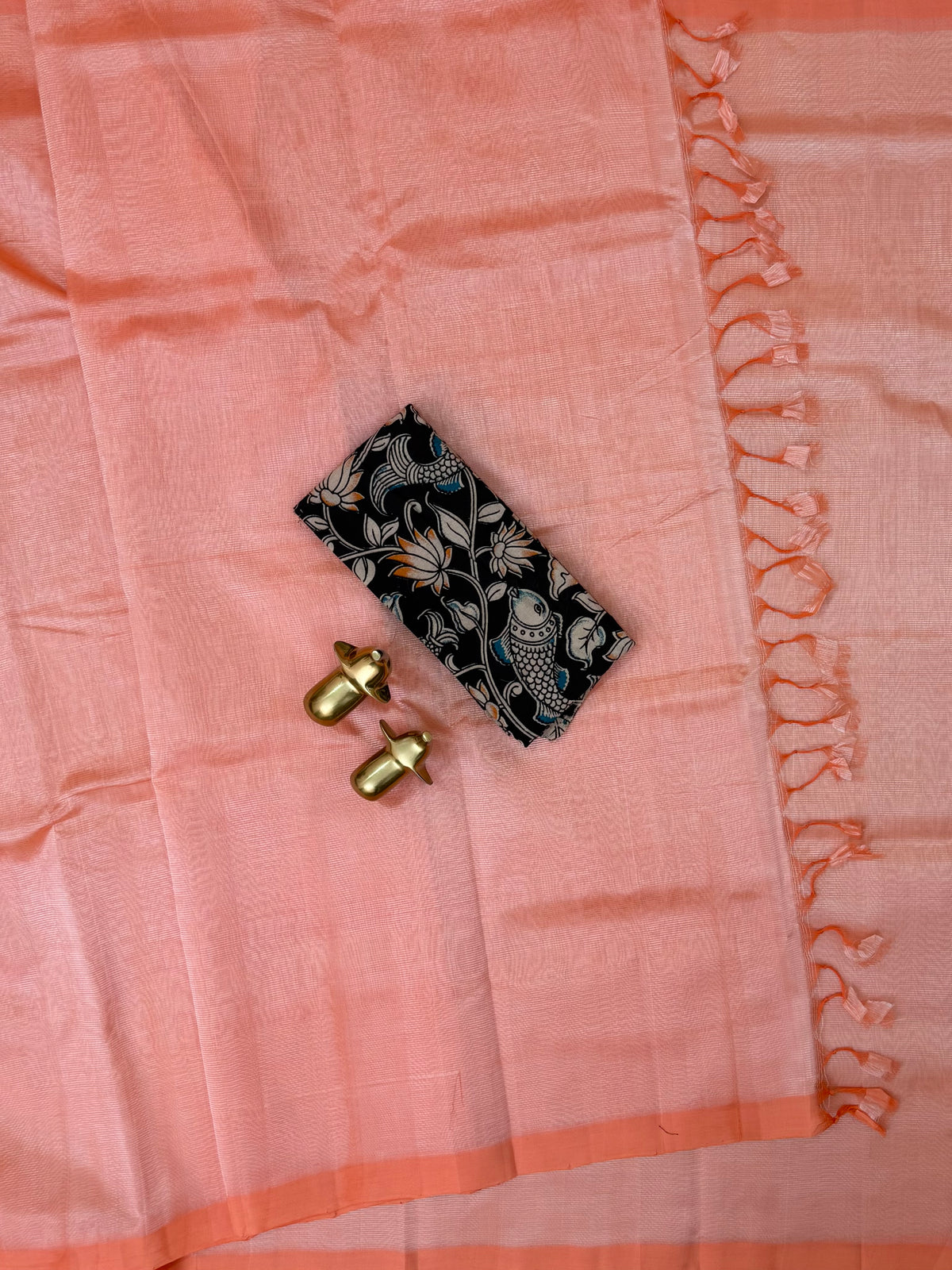 Handwoven Mangalagiri Plain Pattu Saree - Light Peach