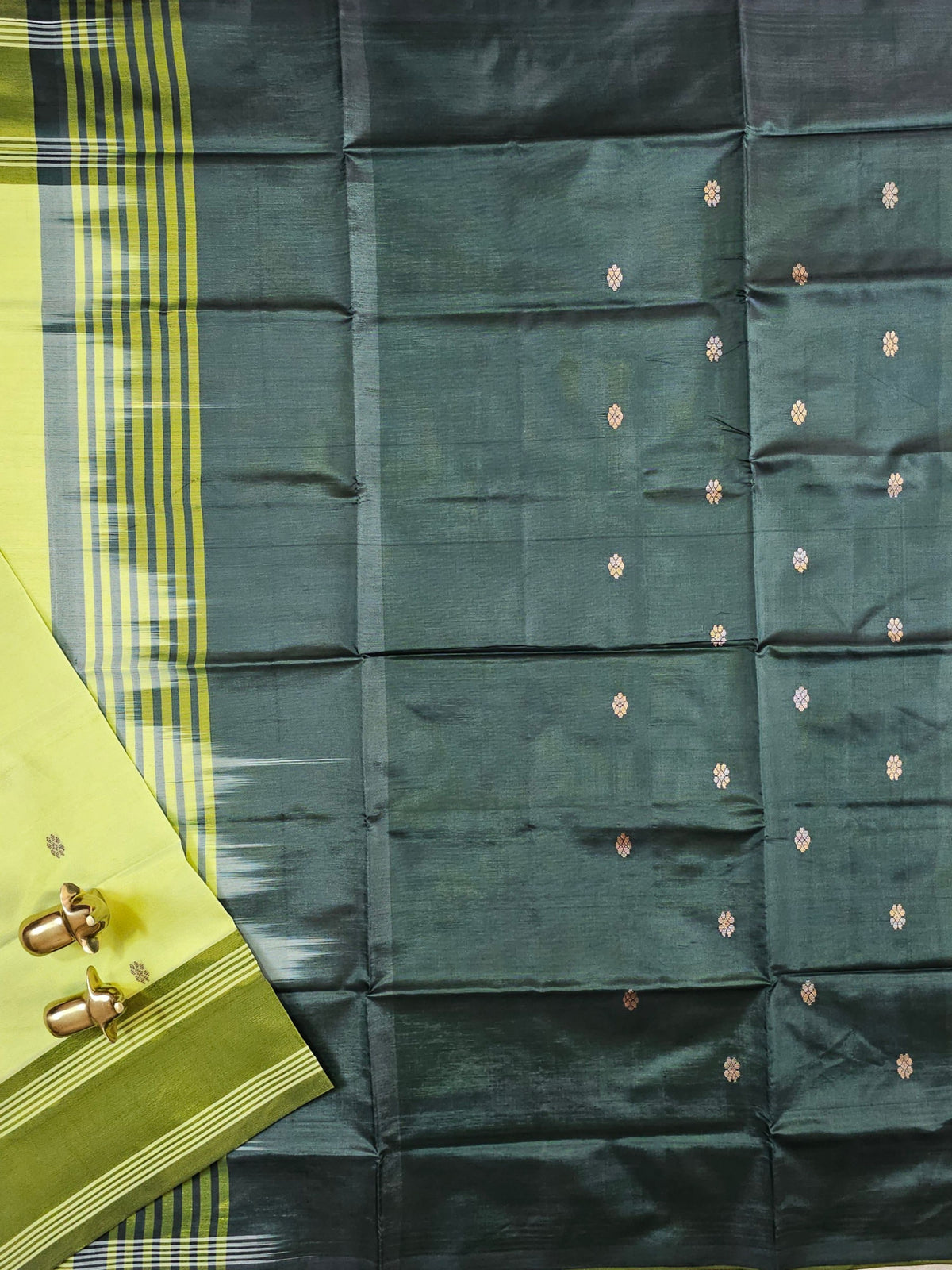 Chinnalampattu Saree - Green with Dark Green