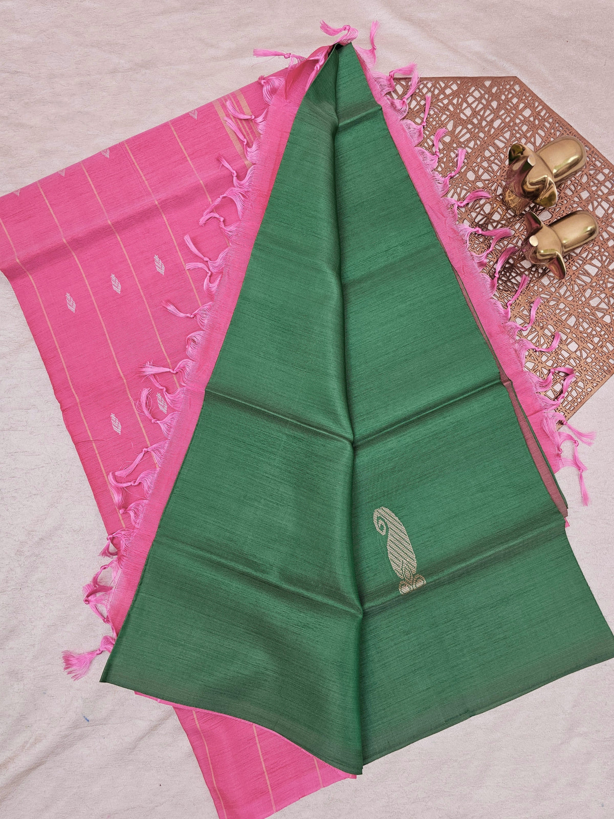 Chinnalampattu Saree with Blouse - Green with Pink