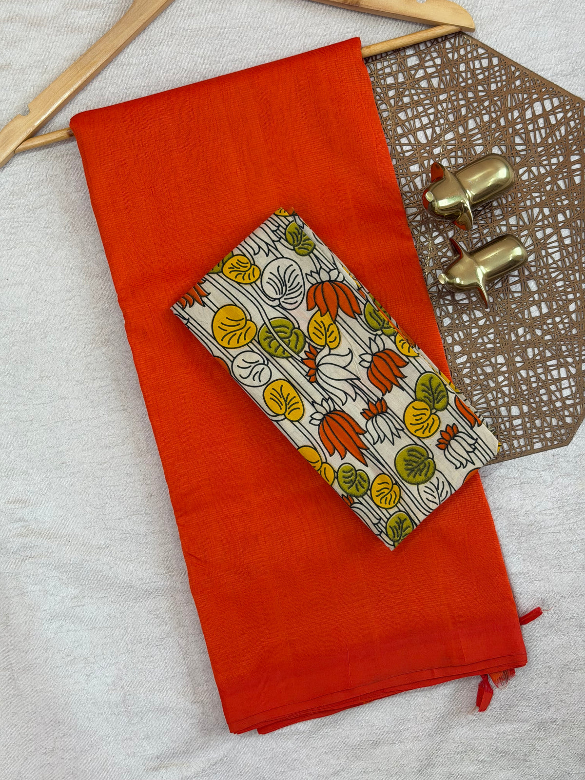 Handwoven Mangalagiri Plain Pattu Saree - Orange