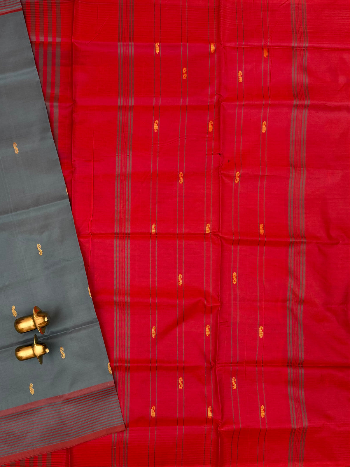 Chinnalampattu Saree - Grey with Red