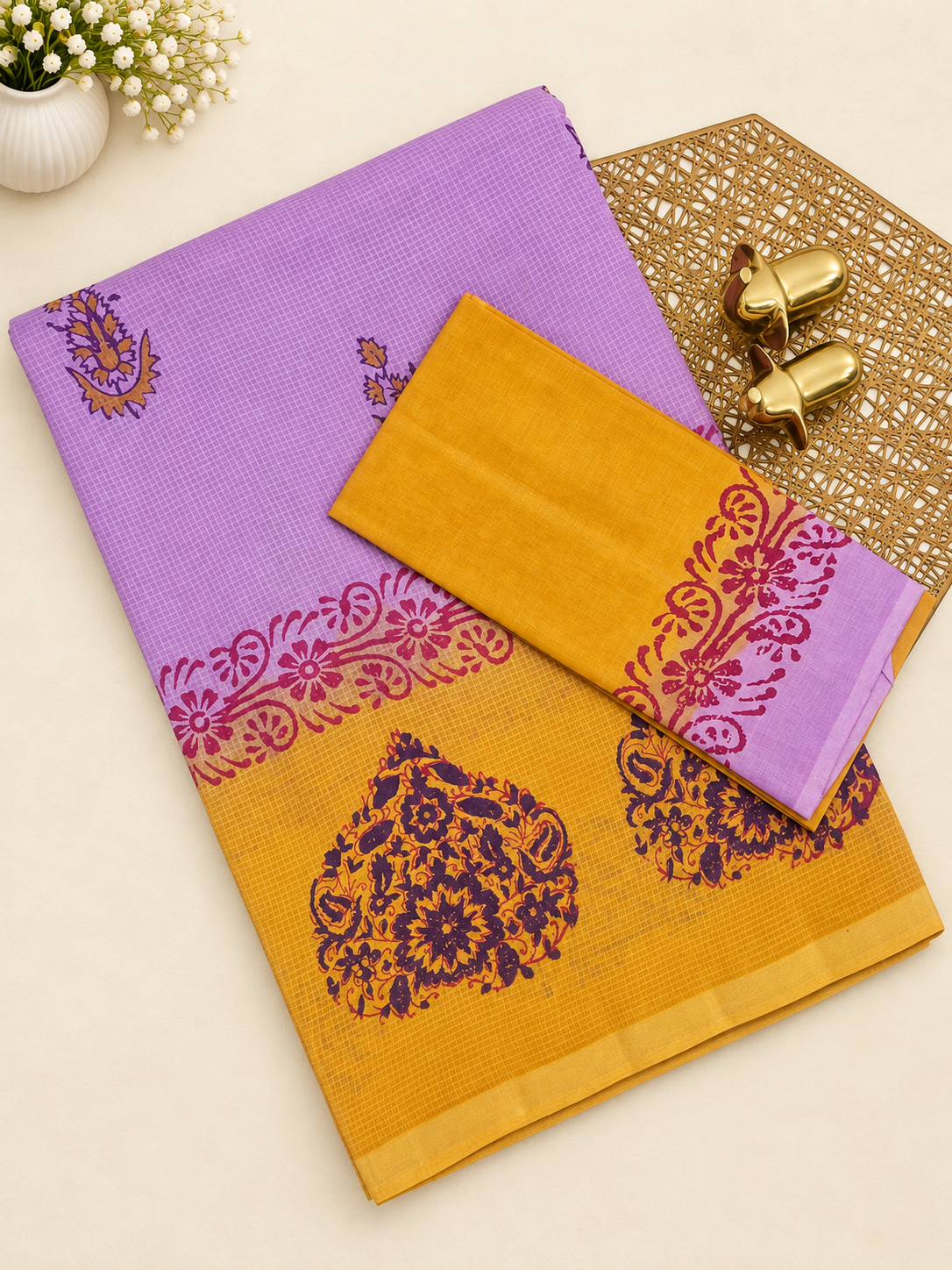 Pure Munga Checks Cotton with Hand Block Printed Sarees - Lavender with