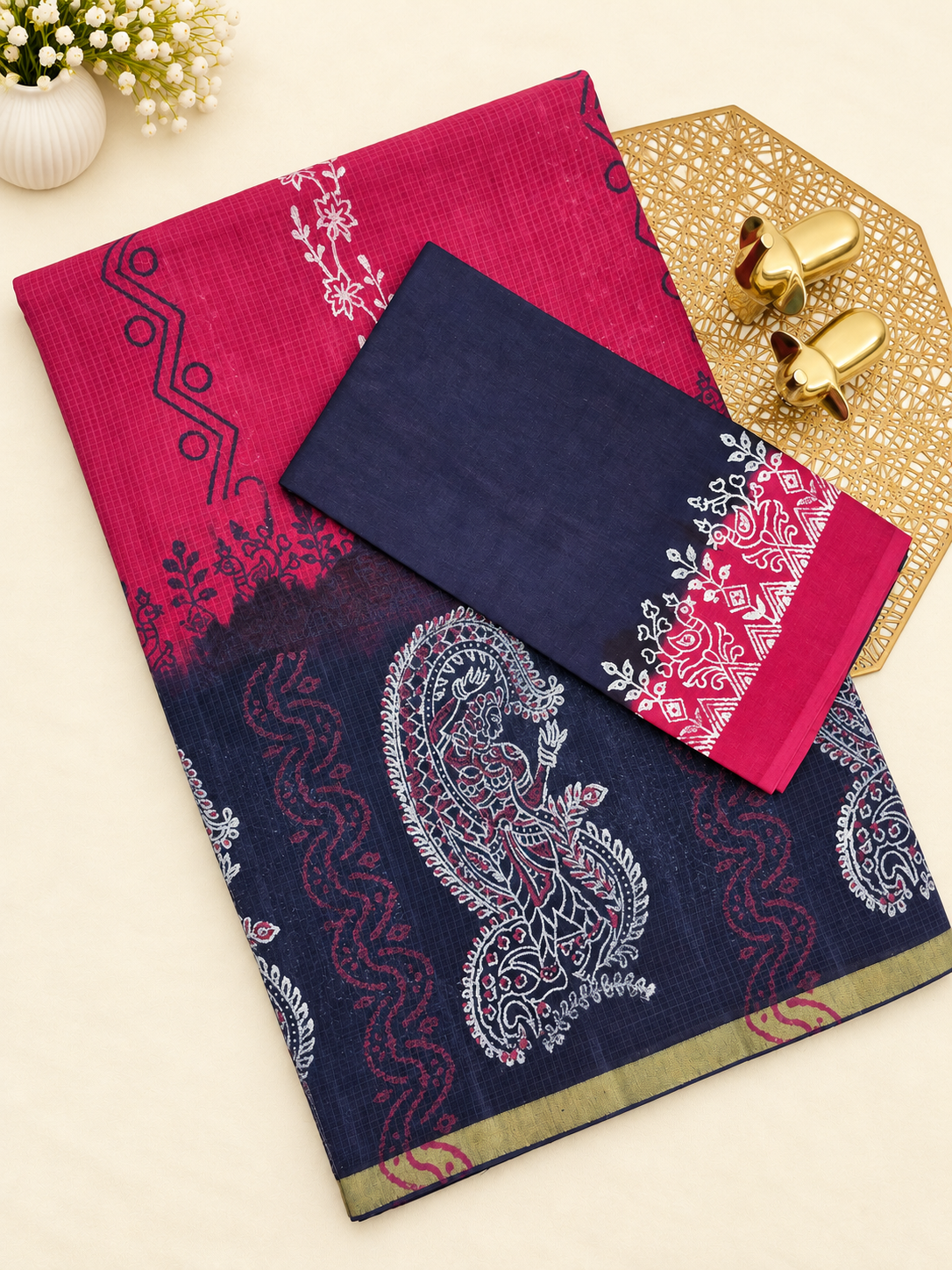 Pure Munga Checks Cotton with Hand Block Printed Sarees - Maroon with Blue