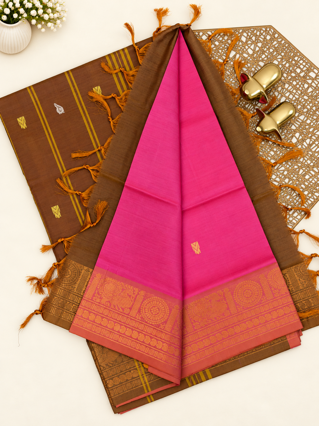 Chinnalampattu Border - Brown with Pink