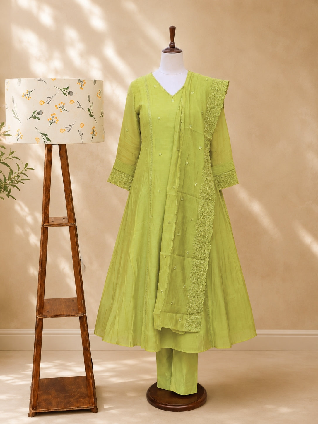 Mul Chanderi 3 pcs Salwar Suit - Pista Green